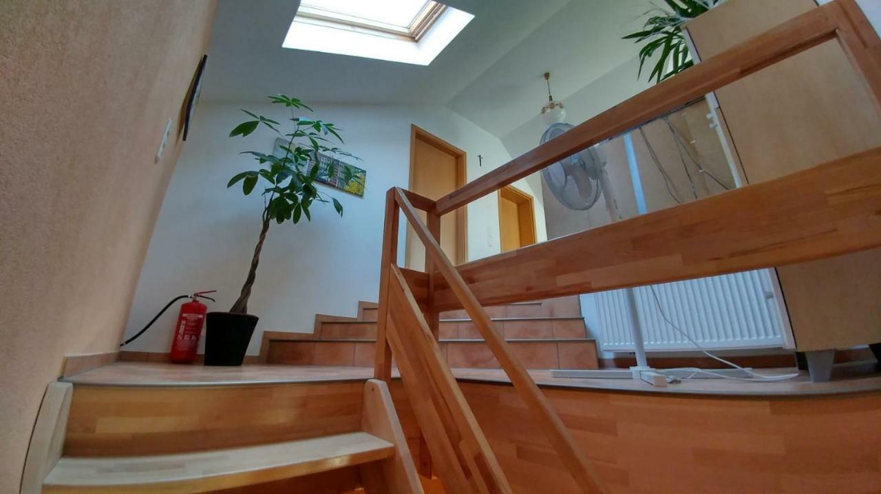 Privatwohnung Rybczynski Undenheim Exterior foto